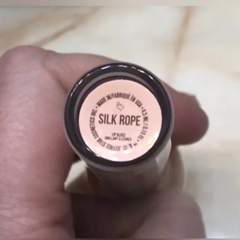 Silk Rope, Jeffree Star Cosmetics ~ The Gloss in ~ NIB ❤️
